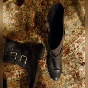 Vera Wang Lavender Boots Authentic